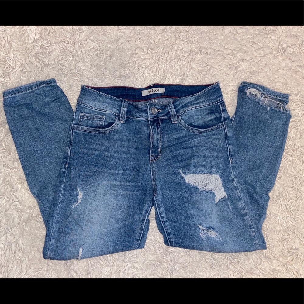 Refuge Ripped Blue Jeans - Picture 7 of 7